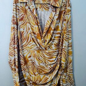 Stylish Women's Dress with Sunburst Pattern